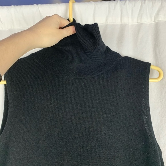 Magaschoni sleeveless sweater - Picture 2 of 7